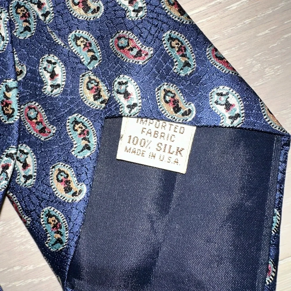 NWT Vintage blue Yves Saint Laurent neckwear Silk Tie